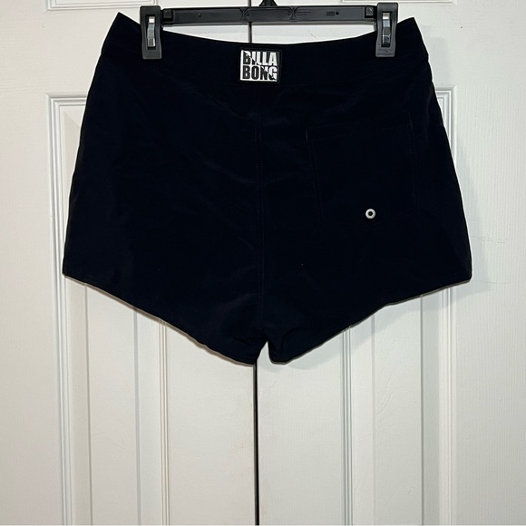 Billabong beach pool shorts size 7 - Picture 2 of 6